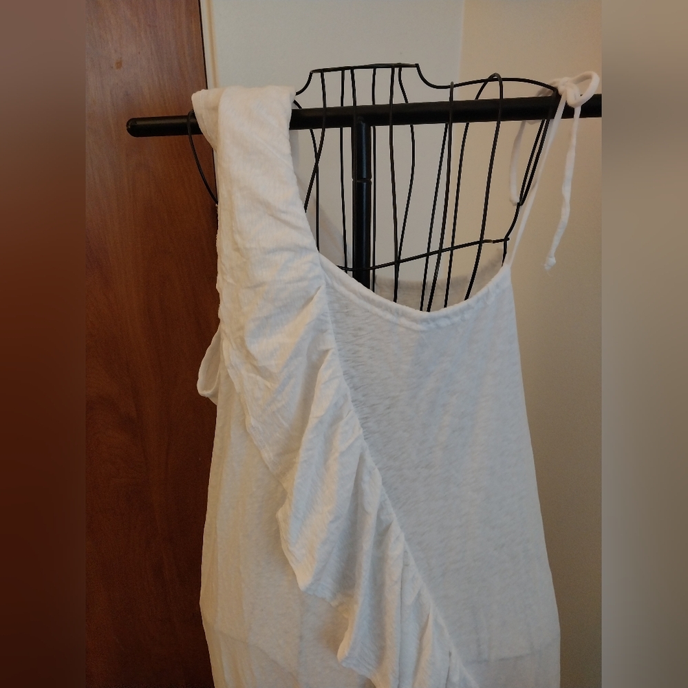 Free People NWT size XS Elegant White Ruffle Dress Beach Wear. - Picture 2 of 11